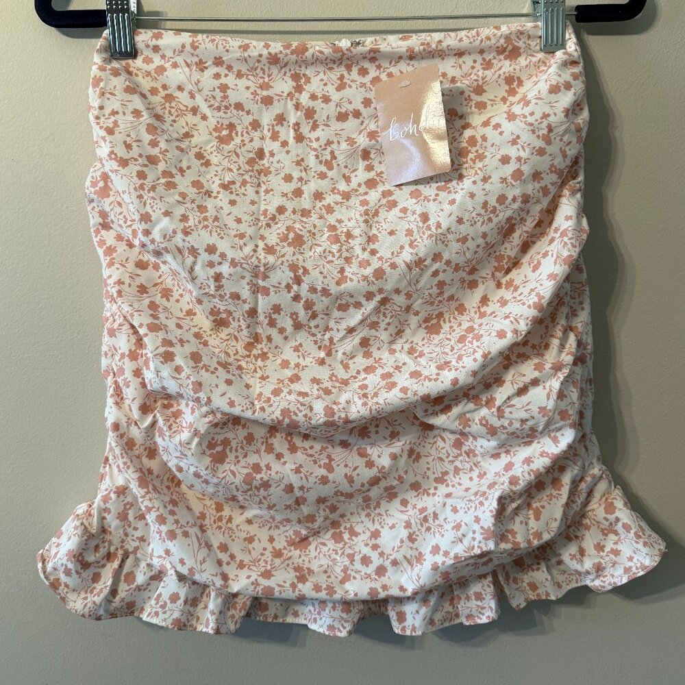 NWT PINK FLORAL SKIRT SIZE SMALL
